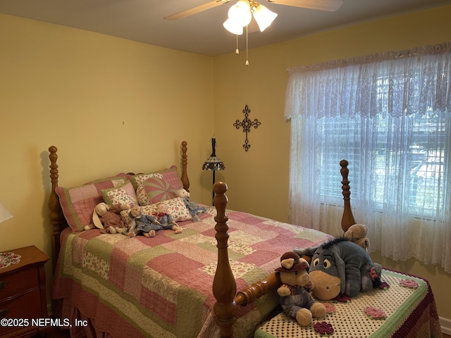 bedroom with a ceiling fan