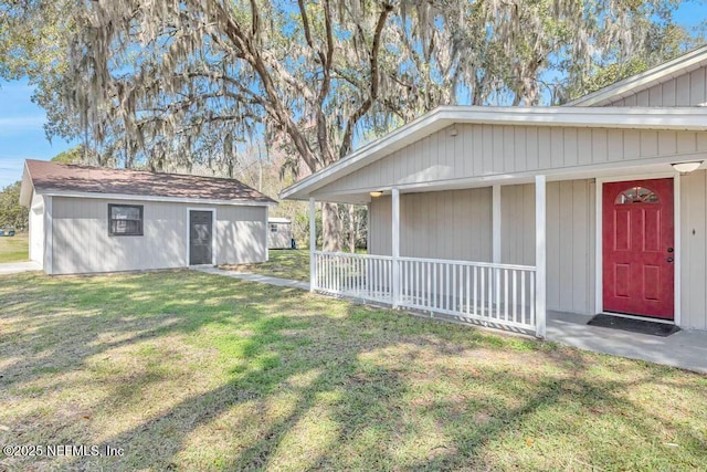 exterior space with a lawn