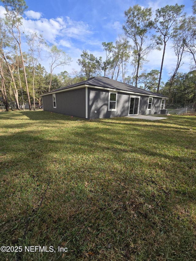 exterior space with a front yard