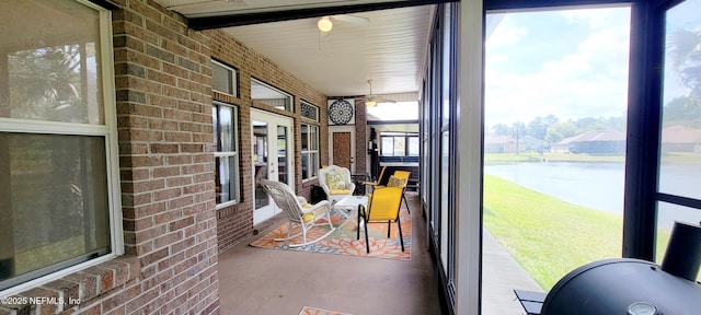 view of sunroom / solarium