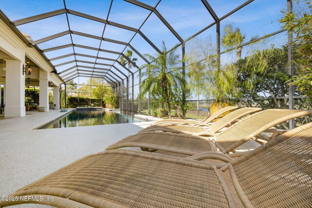 236 Deer Haven Dr, Ponte Vedra Beach, FL 32082 - swimming pool featuring a patio and glass enclosure