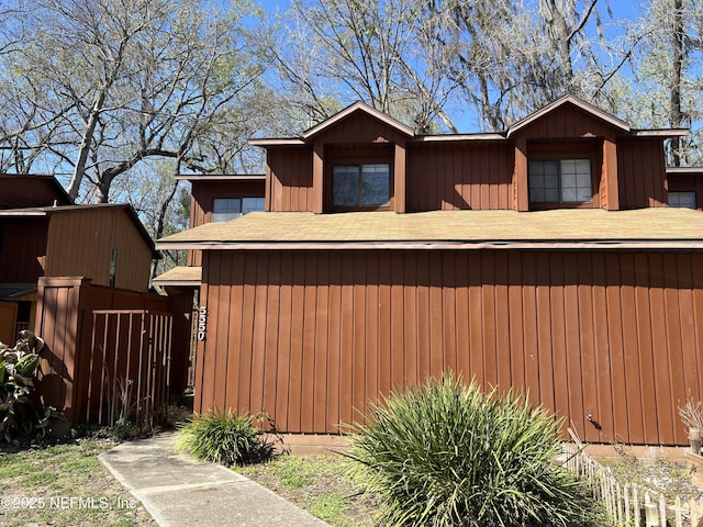 exterior space featuring fence