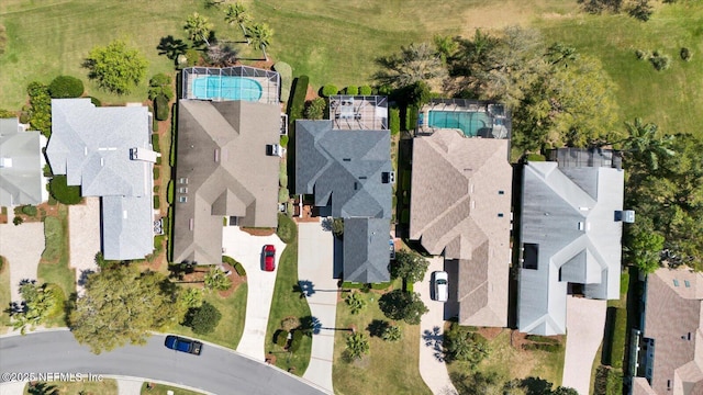 bird's eye view with a residential view