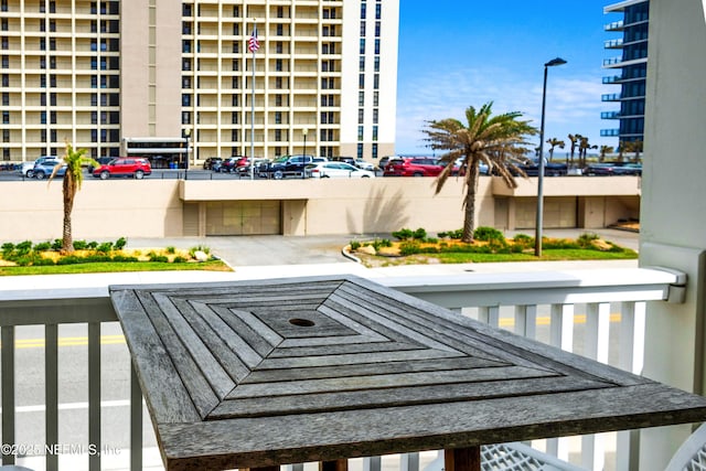 1308 1st St S, Jacksonville Beach, FL 32250 - exterior space