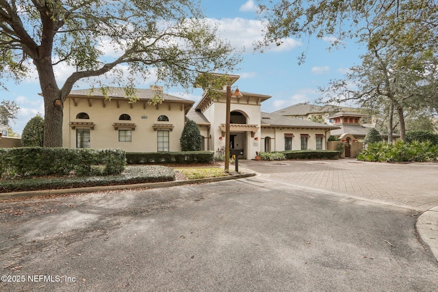 view of front of house with stucco siding