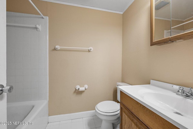 bathroom featuring crown molding, shower / bathing tub combination, toilet, vanity, and baseboards