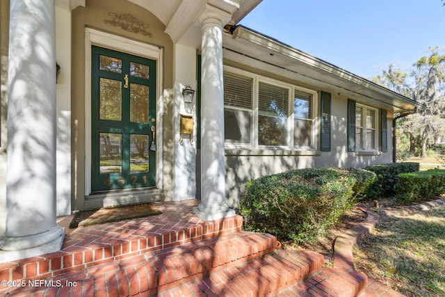 view of property entrance