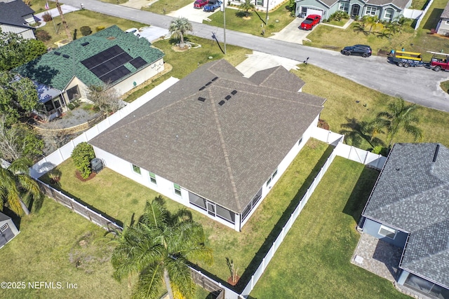 bird's eye view with a residential view