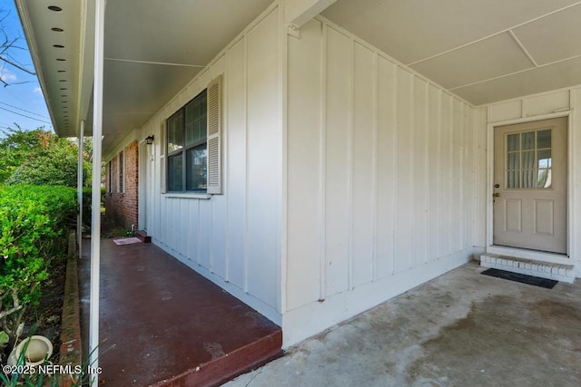 entrance to property with a porch