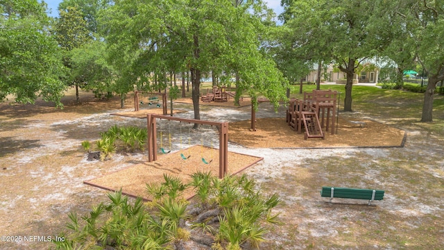 8463 Speyer Ct, Jacksonville, FL 32244 - view of yard
