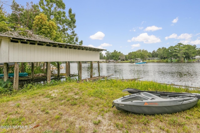 view of yard with a water view