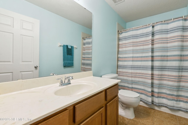 full bath featuring a textured ceiling, tile patterned flooring, toilet, a shower with shower curtain, and vanity