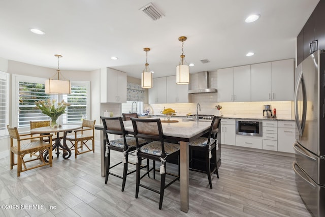 22 Walkers Ridge Dr, Ponte Vedra Beach, FL 32082 - dining area featuring recessed lighting and light wood finished floors
