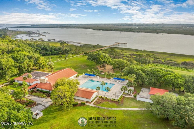 bird's eye view featuring a water view