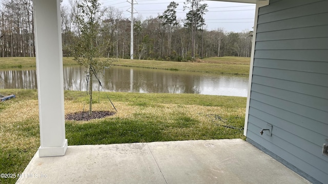 view of water feature