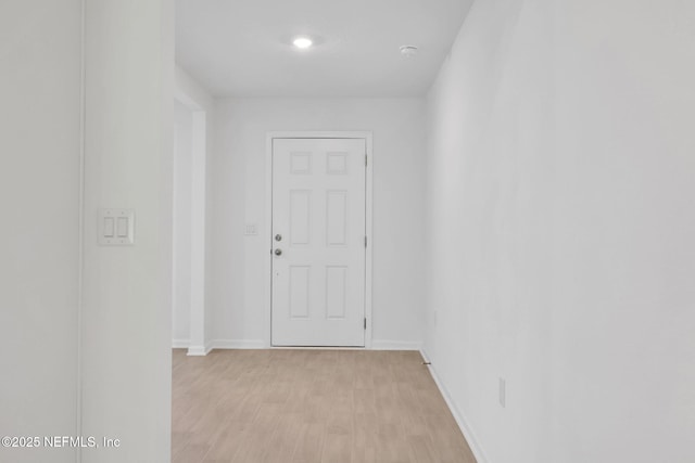 251 Pinzon Pl, Saint Augustine, FL 32095 - corridor featuring light wood finished floors and baseboards