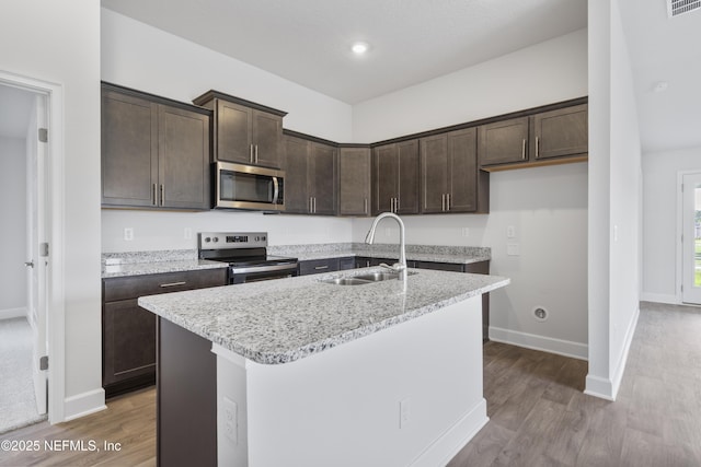 3383 Meadow Ridge Pl, Green Cove Springs, FL 32043 - photo 5