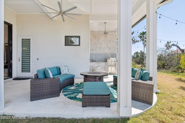 view of patio with outdoor lounge area and a ceiling fan
