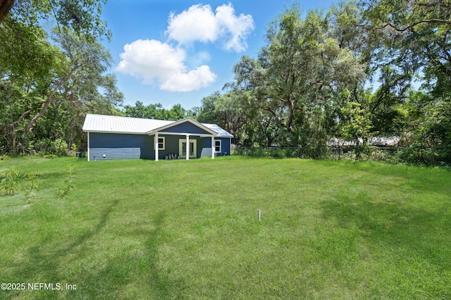 207 Palmetto Ave N, Florahome, FL 32140 - view of green lawn