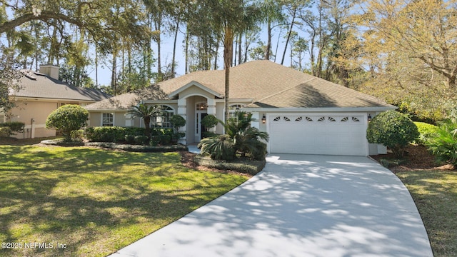 ranch-style house with stucco siding, a front lawn, driveway, an attached garage, and a shingled roof