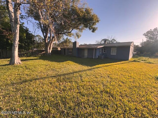 Listing photo 3 for 6226 Pennant Dr W, Jacksonville FL 32244