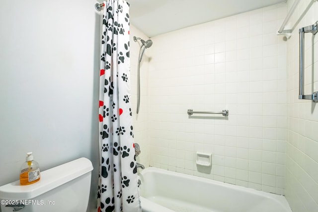 full bathroom featuring shower / tub combo with curtain and toilet