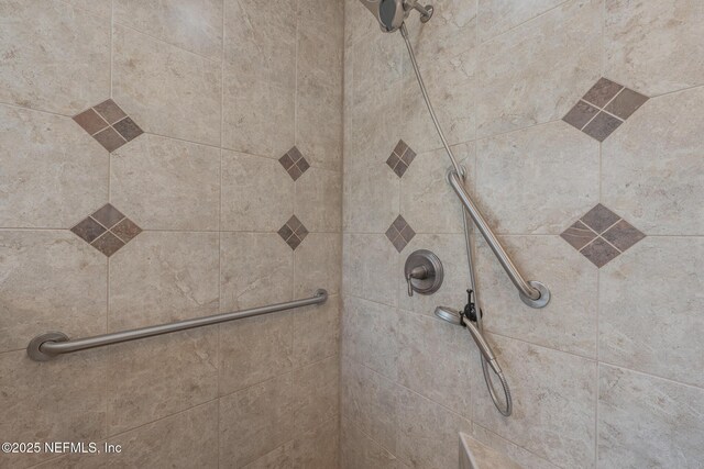 3808 Catania Pl, Jacksonville, FL 32224 - details with tiled shower