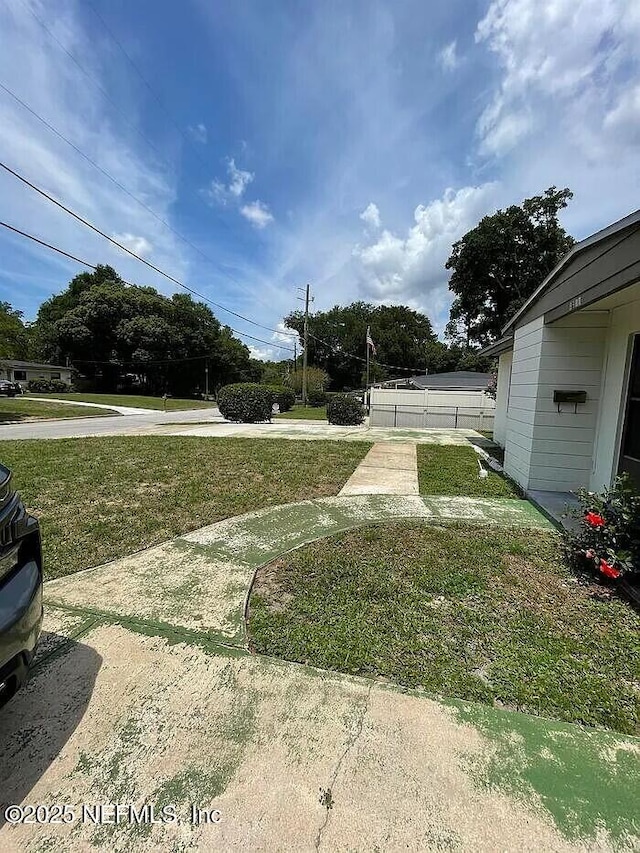 view of yard featuring fence