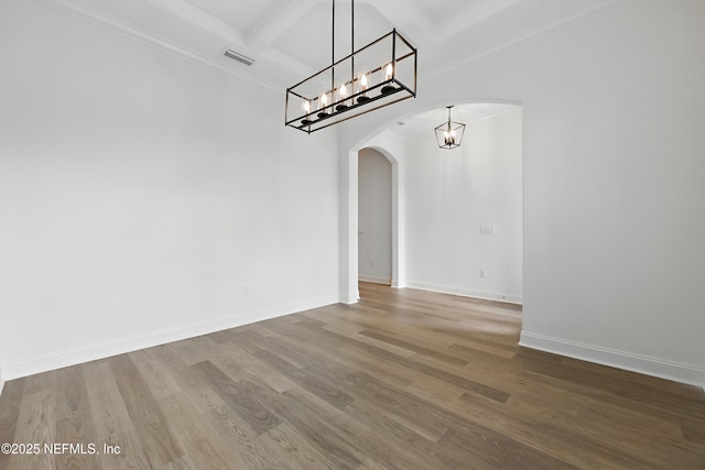 1646 County Road 315b, Green Cove Springs, FL 32043 - interior space with arched walkways, visible vents, a notable chandelier, and wood finished floors