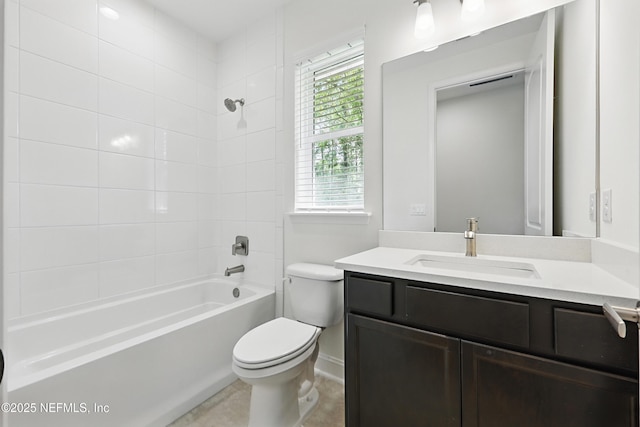 1646 County Road 315b, Green Cove Springs, FL 32043 - bathroom with toilet, vanity, baseboards, and shower / washtub combination