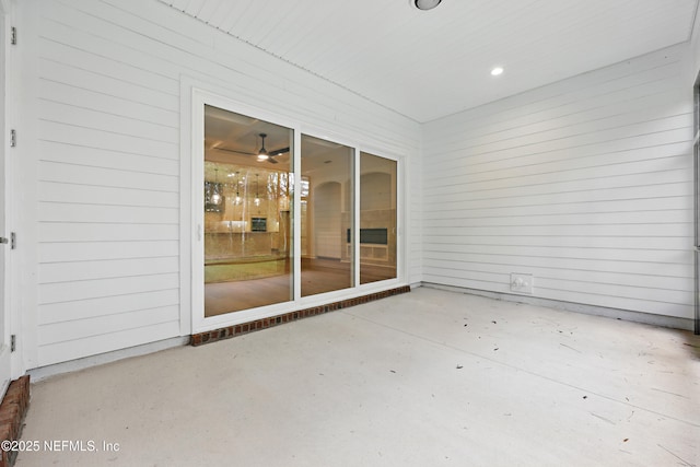 1646 County Road 315b, Green Cove Springs, FL 32043 - view of patio / terrace