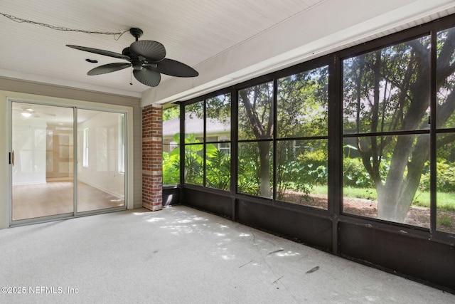 13706 Wm Davis Pkwy, Jacksonville, FL 32224 - unfurnished sunroom featuring a ceiling fan