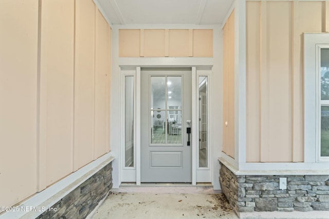 85199 Southern Creek Blvd, Fernandina Beach, FL 32034 - entrance to property with board and batten siding and stone siding