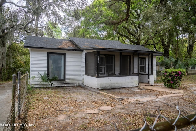 6835 Vermillion St, Jacksonville, FL 32208 - photo 2