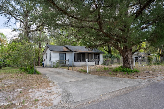 6835 Vermillion St, Jacksonville, FL 32208 - photo 34