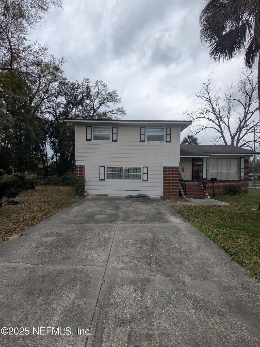 7020 Richardson Rd, Jacksonville, FL 32209 - photo 1
