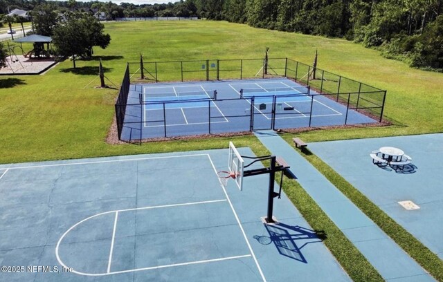 615 Fairway Dr Unit 202, Saint Augustine, FL 32084 - view of basketball court featuring a tennis court and community basketball court