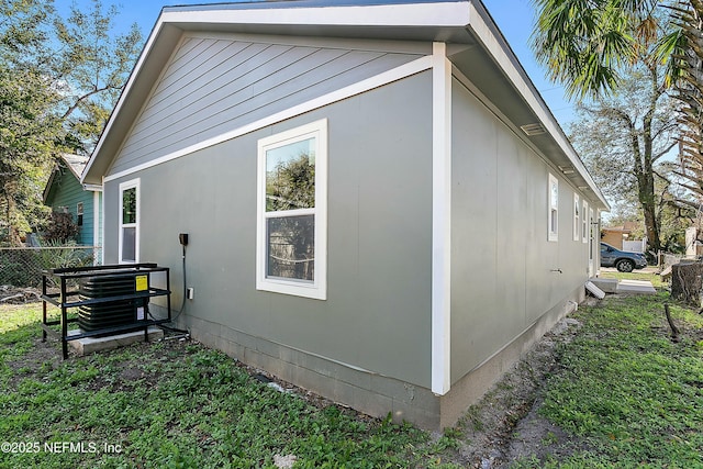 1539 E 26th St, Jacksonville, FL 32206 - view of property exterior with crawl space and fence