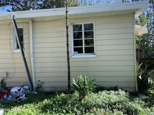 7823 Berry Ave, Jacksonville, FL 32211 - view of side of home featuring fence