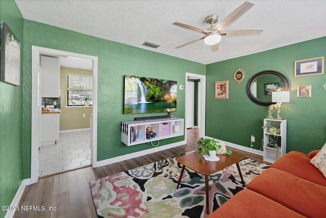 2431 Holmes St, Jacksonville, FL 32207 - photo 4