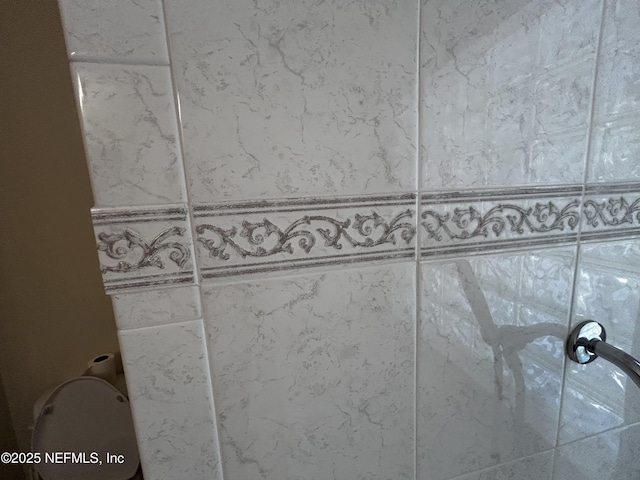 5398 Laurie Ln, Middleburg, FL 32068 - bathroom view of tiled shower