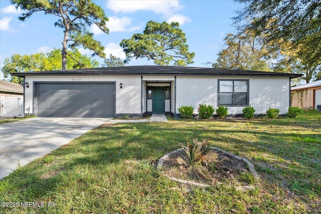 8215 Sailmaker Ln, Jacksonville, FL 32210 - photo 1