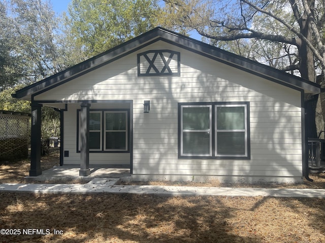 1517 W 33rd Rd, St, Jacksonville, FL 32209 - view of front of home with covered porch
