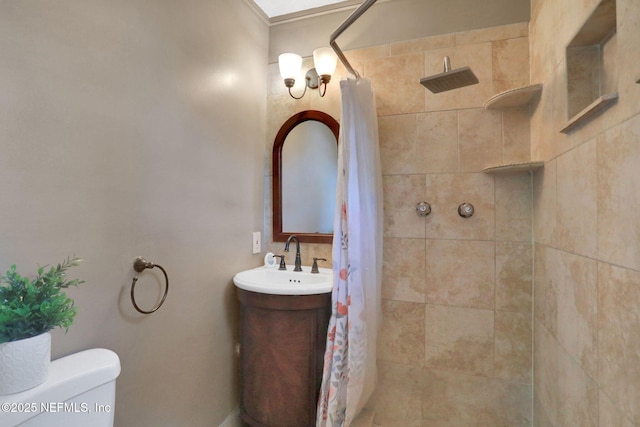 4245 New Hampshire Rd, Elkton, FL 32033 - full bath featuring a tile shower, toilet, and vanity