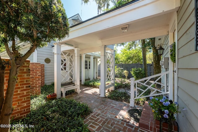 1301 Redbud Ln, Jacksonville, FL 32207 - view of patio with fence