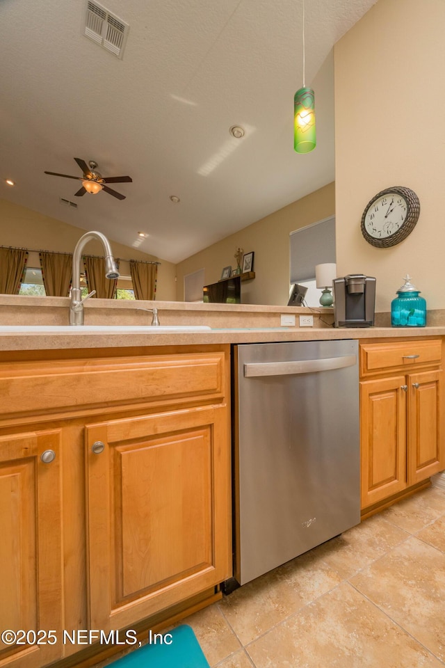 784 Crestwood Dr, Saint Augustine, FL 32086 - kitchen featuring light countertops, visible vents, stainless steel dishwasher, and a ceiling fan