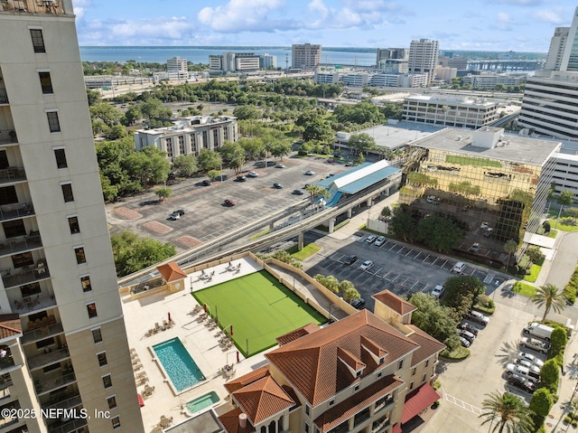 drone / aerial view with a view of city