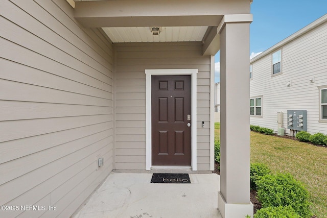 7802 Merchants Way, Jacksonville, FL 32222 - entrance to property featuring a lawn