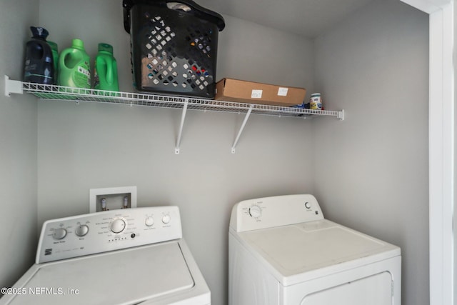 7802 Merchants Way, Jacksonville, FL 32222 - laundry area featuring independent washer and dryer