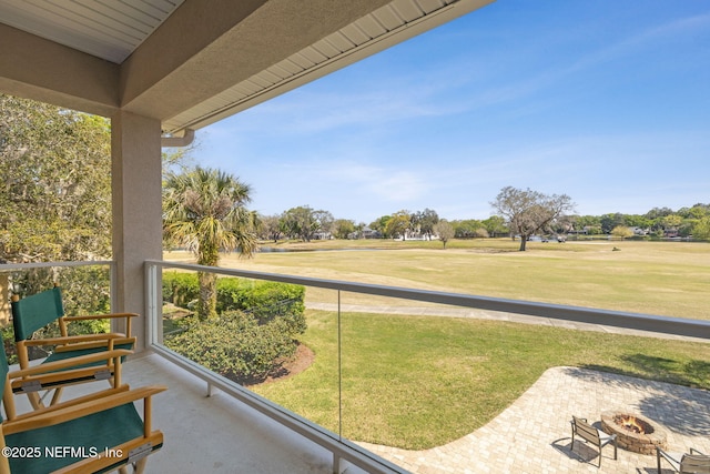 1193 Queens Harbor Blvd, Jacksonville, FL 32225 - balcony with a fire pit